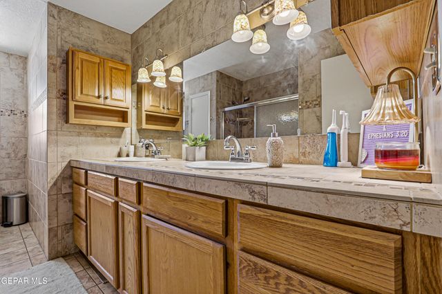 6205 Llano Way, El Paso, TX 79904