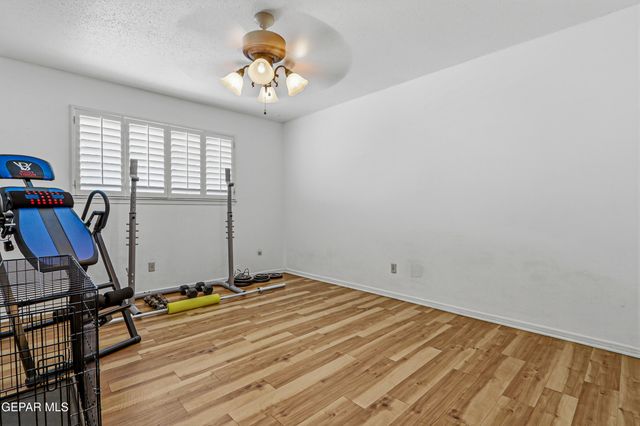 6205 Llano Way, El Paso, TX 79904