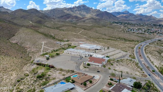 6205 Llano Way, El Paso, TX 79904