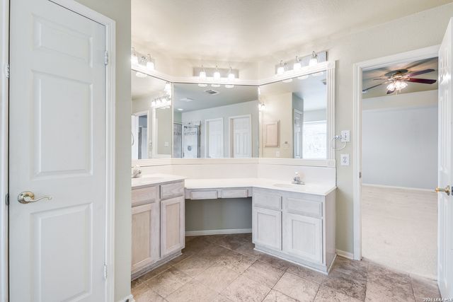 13431 Voelcker Ranch, San Antonio, TX 78231