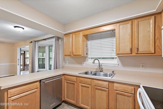 2772 PEBBLERIDGE Court, Orange Park, FL 32065