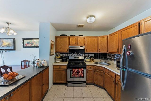129-15 Sidway Place, Jamaica, NY 11434