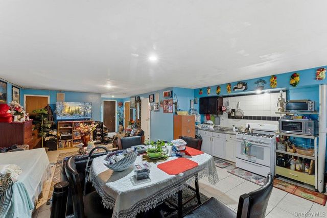 129-15 Sidway Place, Jamaica, NY 11434