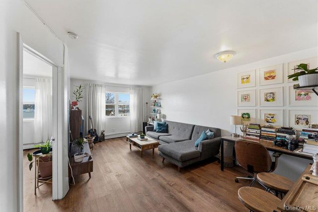 129-15 Sidway Place, Jamaica, NY 11434