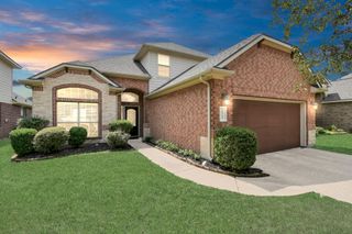 18327 Redoak Manor Lane, Cypress, TX 77433
