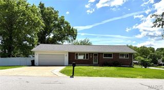 9338 Arban Drive, Crestwood, MO 63126