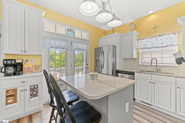 407 5th Ave. South, North Myrtle Beach, SC 29582