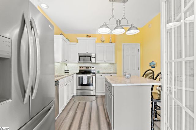 407 5th Ave. South, North Myrtle Beach, SC 29582