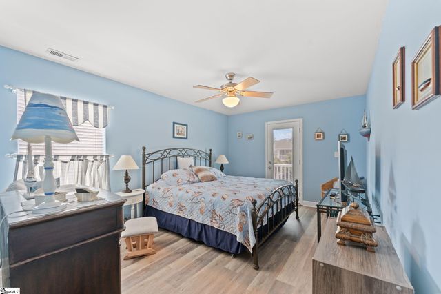 407 5th Ave. South, North Myrtle Beach, SC 29582