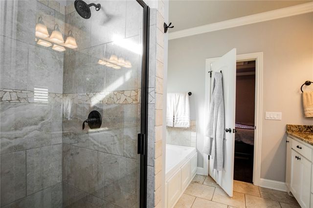 5601 65th Street, Rogers, AR 72758