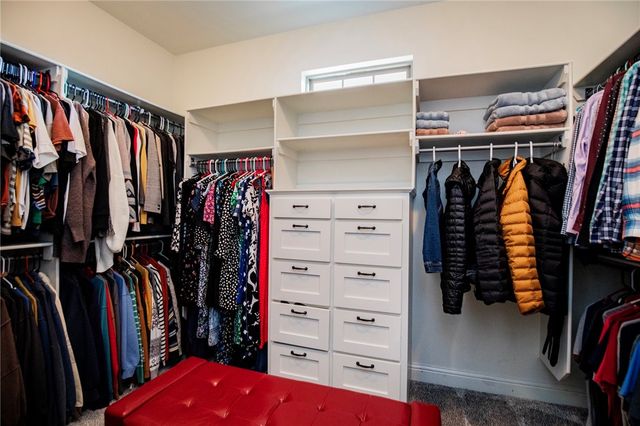 5601 65th Street, Rogers, AR 72758