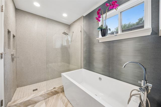 6011 Davenport Road, Dallas, TX 75248