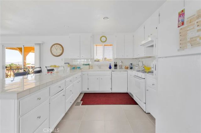 33825 P, Barstow, CA 92311
