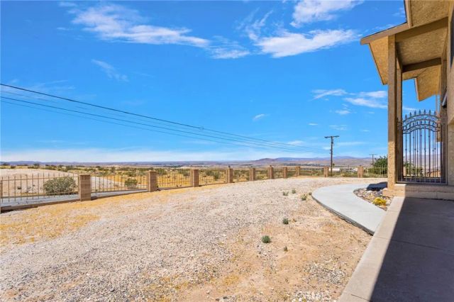 33825 P, Barstow, CA 92311