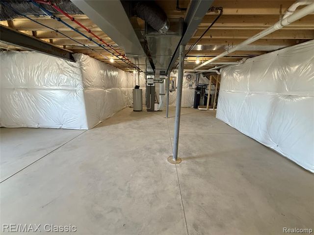 3482 Ponemah Drive, Fenton, MI 48430