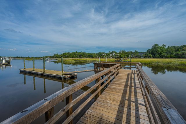 228 Fair Sailing Road, Mount Pleasant, SC 29466