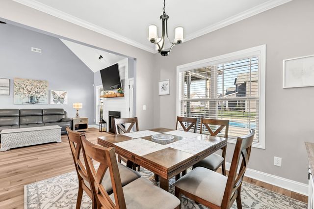 1850 Shield Dr, Clarksville, TN 37043