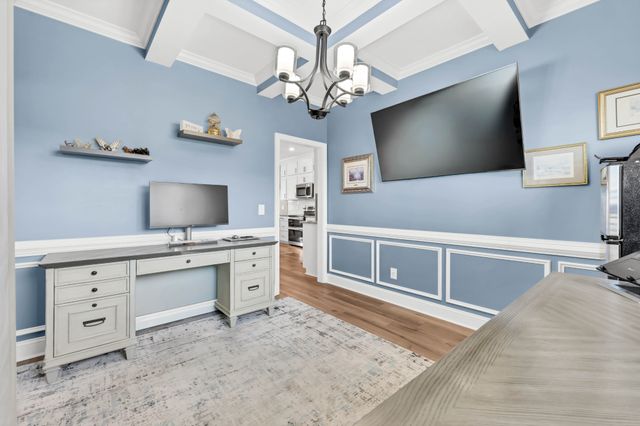 1850 Shield Dr, Clarksville, TN 37043