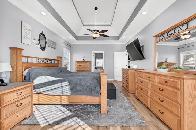 1850 Shield Dr, Clarksville, TN 37043