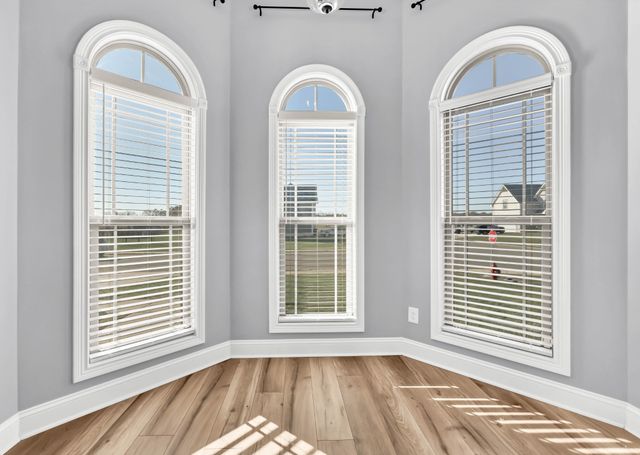 1850 Shield Dr, Clarksville, TN 37043