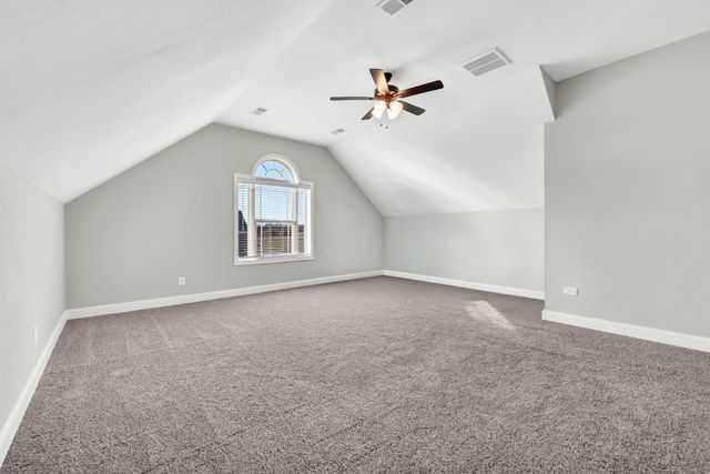 1850 Shield Dr, Clarksville, TN 37043