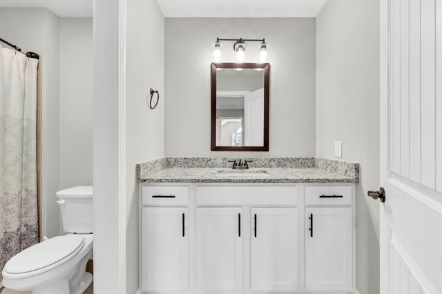 1850 Shield Dr, Clarksville, TN 37043