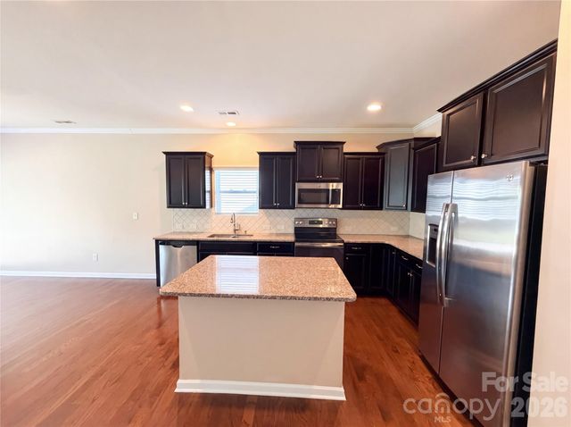 7110 Strawberry Fields Lane, Charlotte, NC 28278