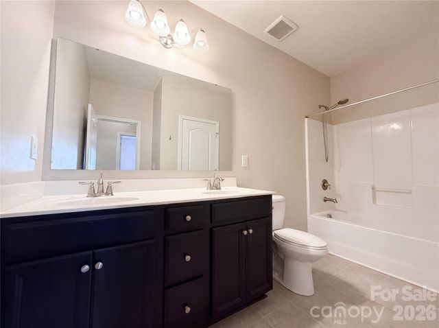 7110 Strawberry Fields Lane, Charlotte, NC 28278