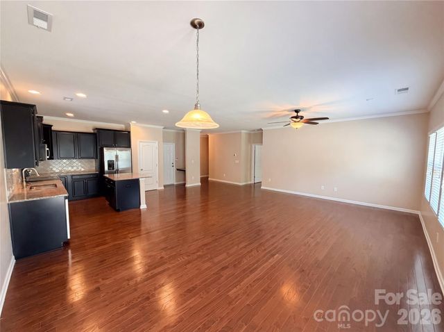 7110 Strawberry Fields Lane, Charlotte, NC 28278