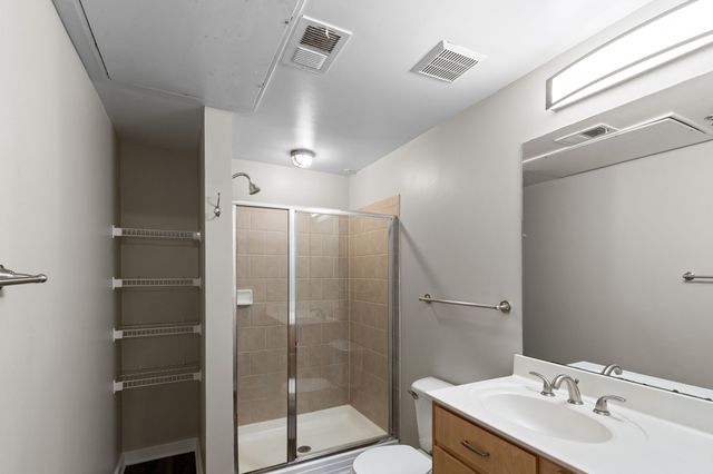 1803 Broadway Apt 121, Nashville, TN 37203