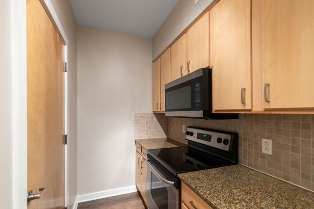 1803 Broadway Apt 121, Nashville, TN 37203