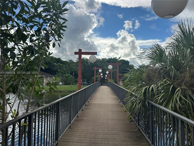 1101 NW 58th Terrace 108, Sunrise, FL 33313