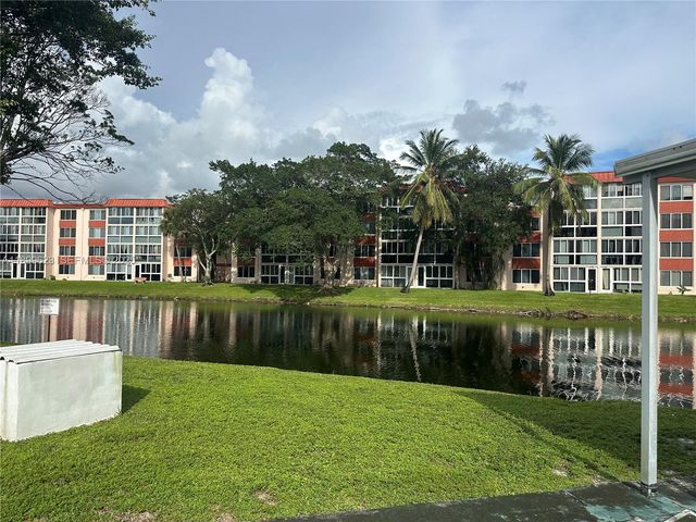 1101 NW 58th Terrace 108, Sunrise, FL 33313