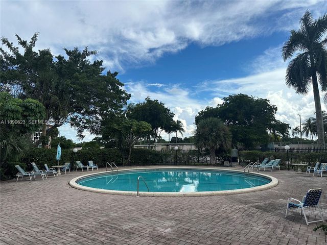 1101 NW 58th Terrace 108, Sunrise, FL 33313