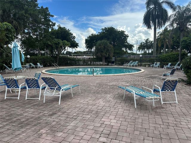 1101 NW 58th Terrace 108, Sunrise, FL 33313