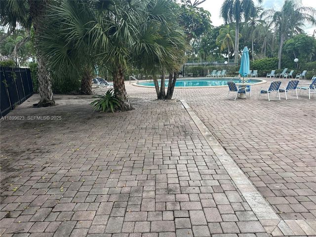 1101 NW 58th Terrace 108, Sunrise, FL 33313