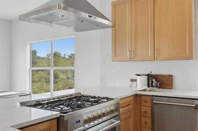 9312 Knoll Crest LOOP, Austin, TX 78759