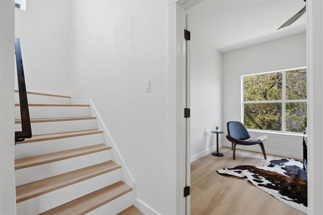 9312 Knoll Crest LOOP, Austin, TX 78759
