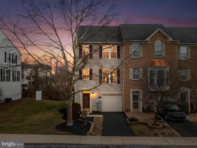 67 LULLWATER WAY, Falling Waters, WV 25419