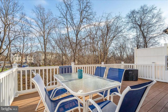 67 LULLWATER WAY, Falling Waters, WV 25419