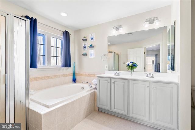 67 LULLWATER WAY, Falling Waters, WV 25419