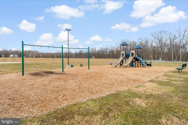 67 LULLWATER WAY, Falling Waters, WV 25419