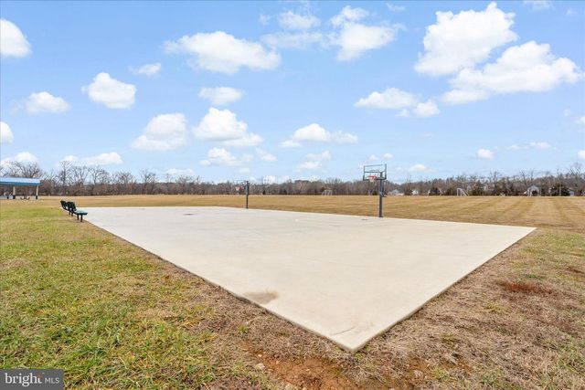 67 LULLWATER WAY, Falling Waters, WV 25419