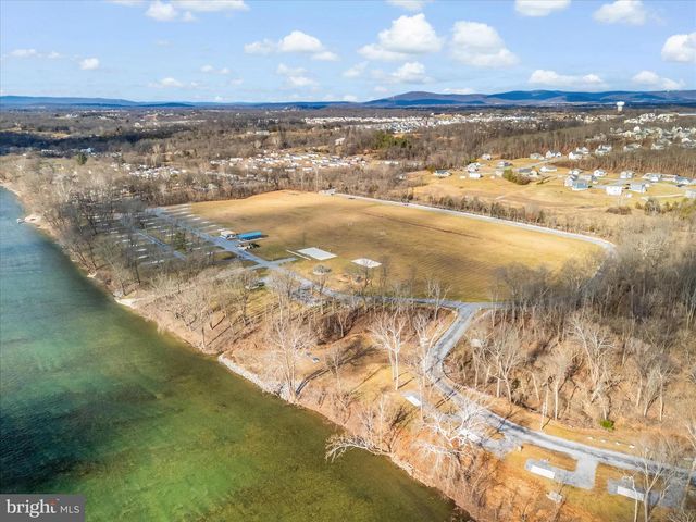 67 LULLWATER WAY, Falling Waters, WV 25419