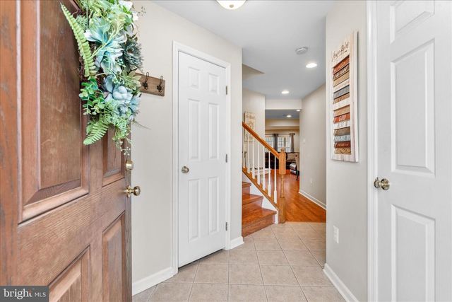 67 LULLWATER WAY, Falling Waters, WV 25419