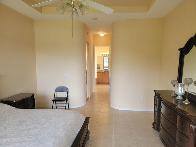 633 SW Long Key Court, Port St. Lucie, FL 34986