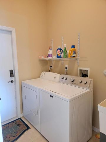 633 SW Long Key Court, Port St. Lucie, FL 34986
