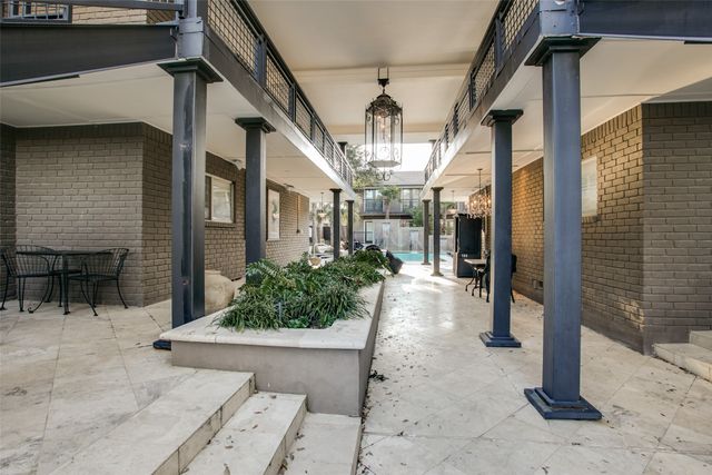 10201 Regal Oaks Drive 204, Dallas, TX 75230