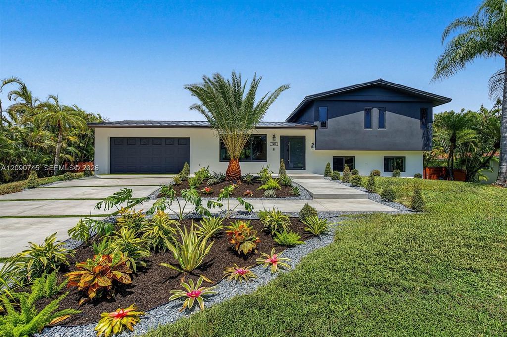 7475 SW 134th Street, Pinecrest, FL 33156