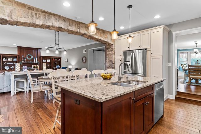 214 N MILL RD, Harrisburg, PA 17112